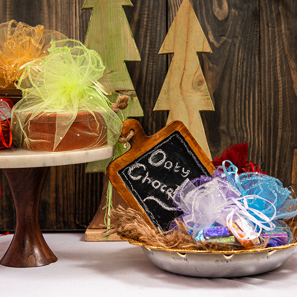 💝 Gift Candy Basket, Gift Basket with Chocolates – Fresh Flowers Orlando